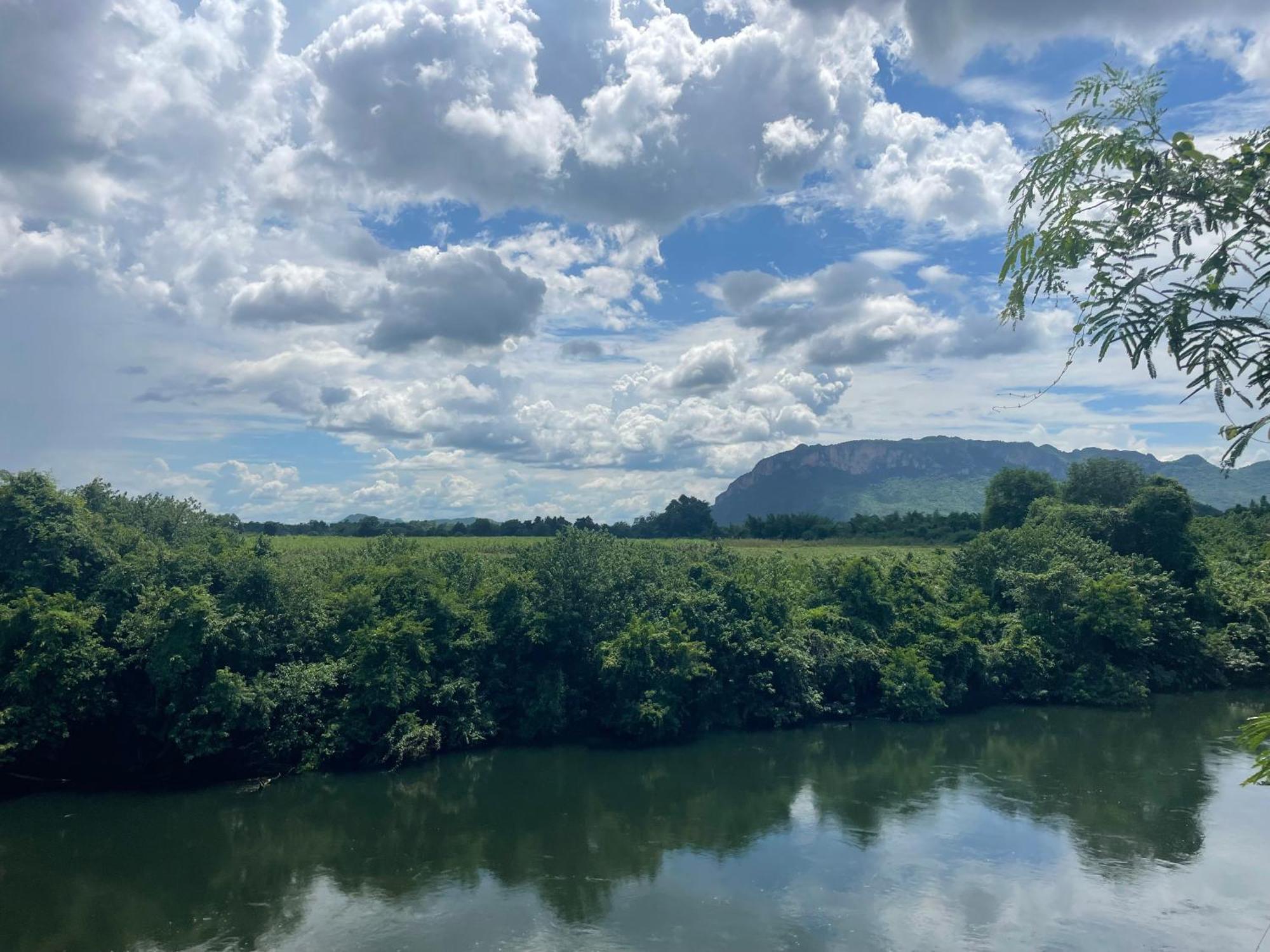 Revolution Kanchanaburi Adventure Hq Ban Chuk Kum Ngoại thất bức ảnh