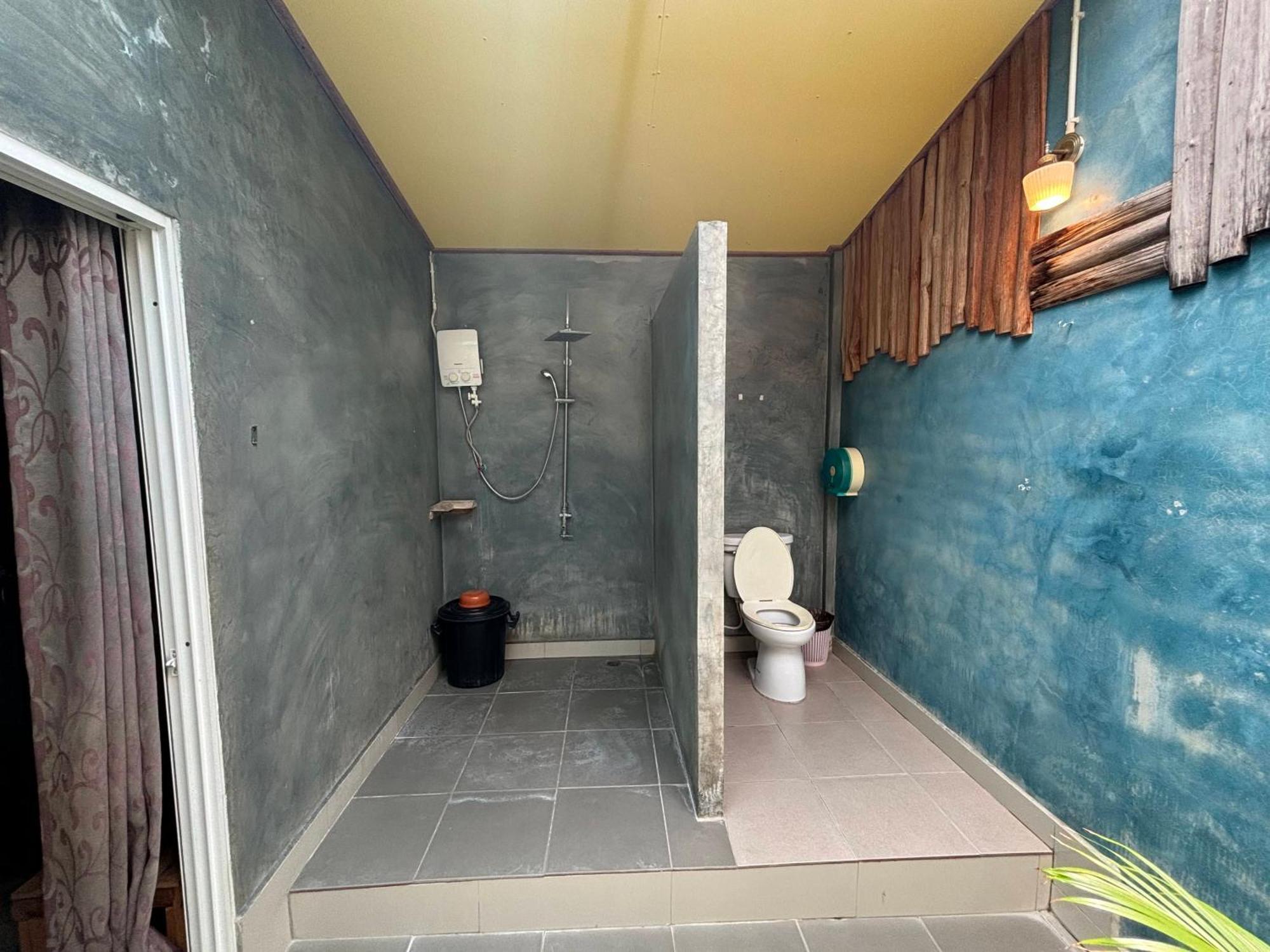 Revolution Kanchanaburi Adventure Hq Ban Chuk Kum Ngoại thất bức ảnh